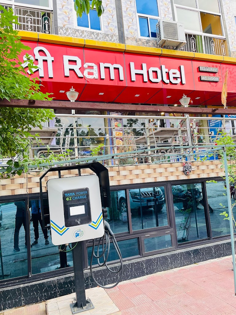 Shri Ram Hotel Restaurant