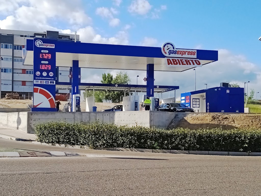 Gasexpress Valladolid - Av. de Salamanca — Exterior