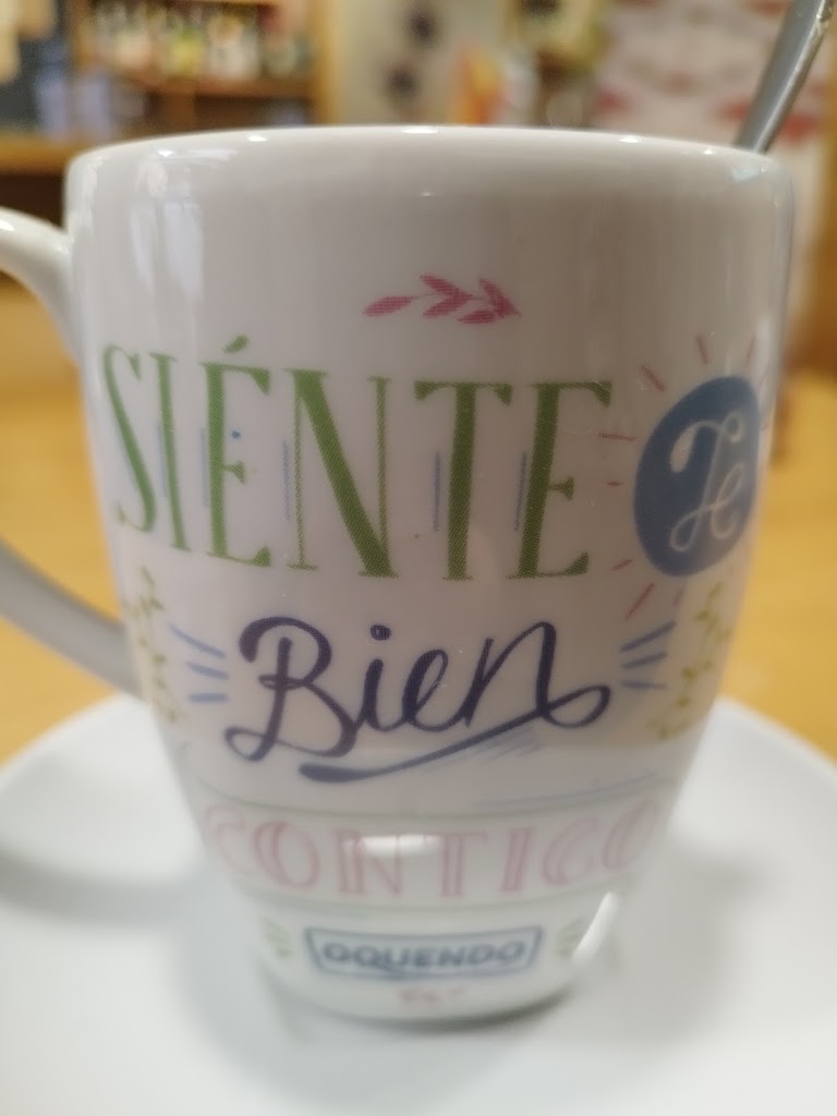 El Veintiuno — Comida y bebida