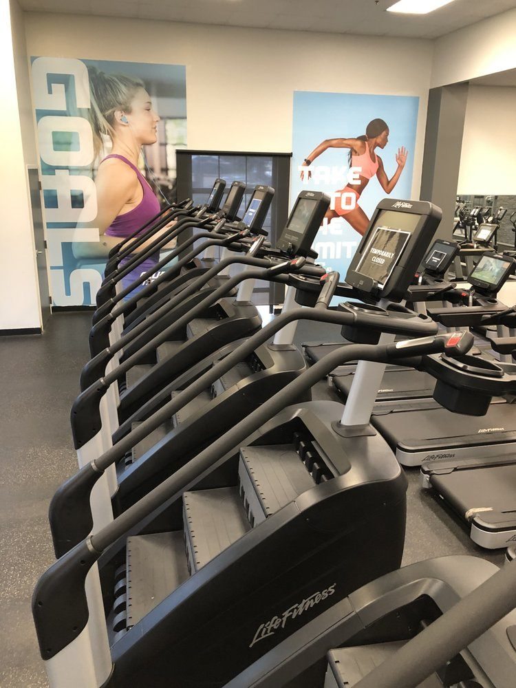  CLUB4 Fitness Knoxville