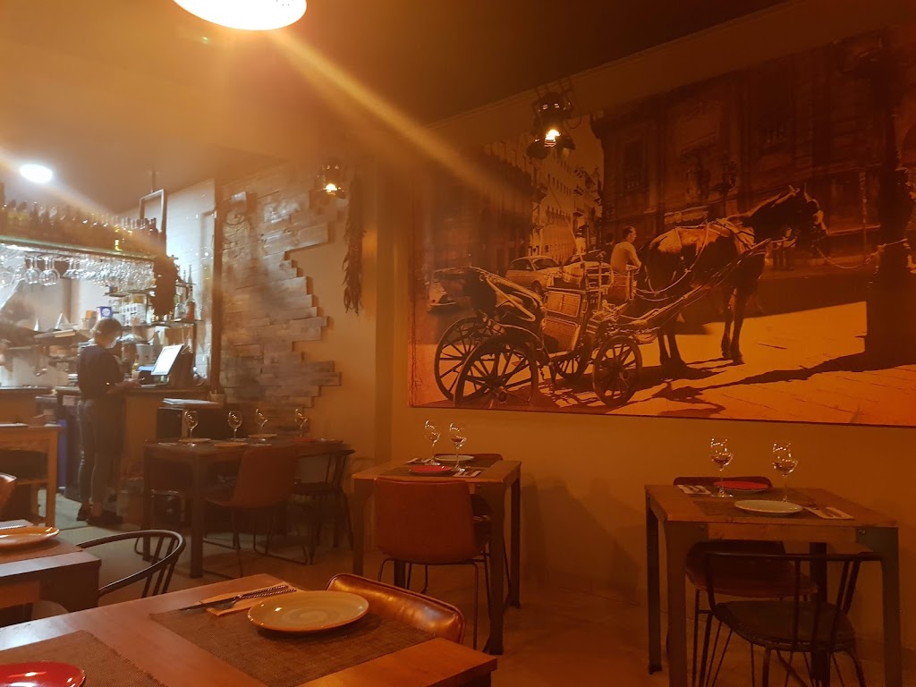 La Coppola Pizzeria Italiana — Ambiente
