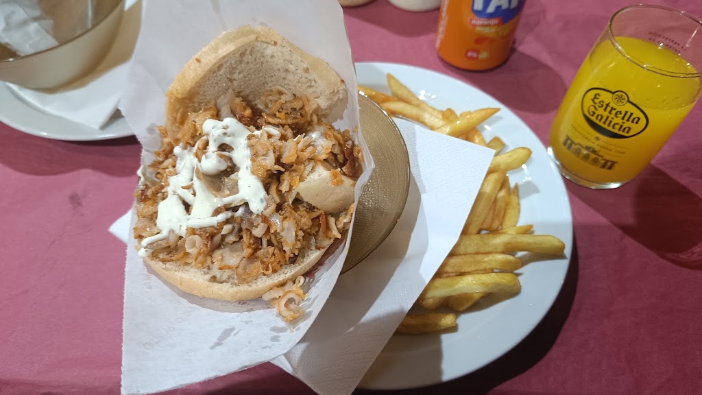 Little Italia kebab, pizzeria, Ferrol — Papas fritas