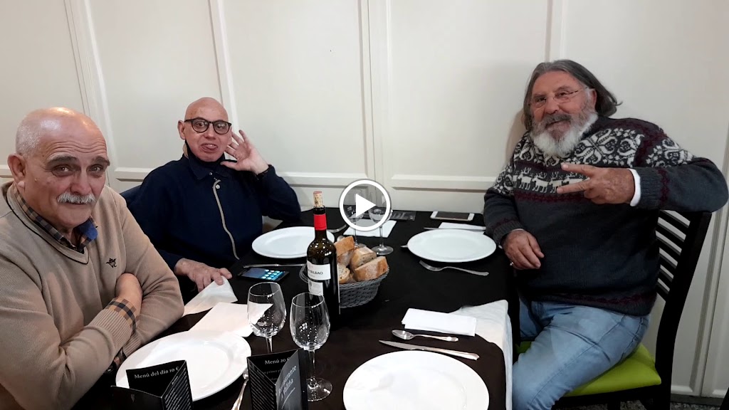 Hostal Parrillada As Rodas — Videos