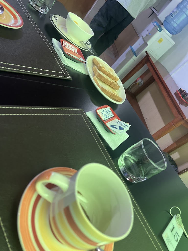 Comida y bebida