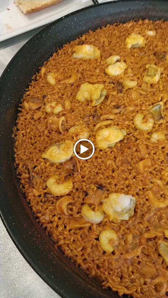 Restaurante Luna Park - Cocina Mediterranea y Arroces en Tavernes de la Valldigna — Videos