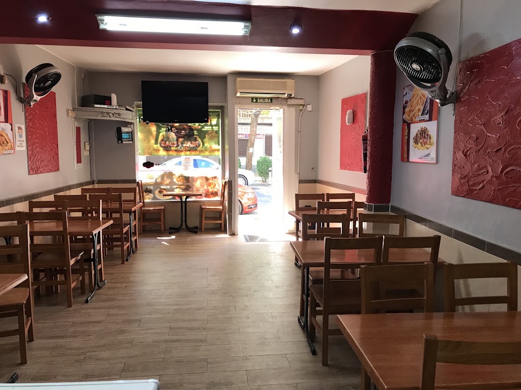 Real Kebab Fastfood — Ambiente