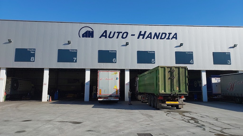 MAN Truck & Bus Service AUTO-HANDIA — Exterior