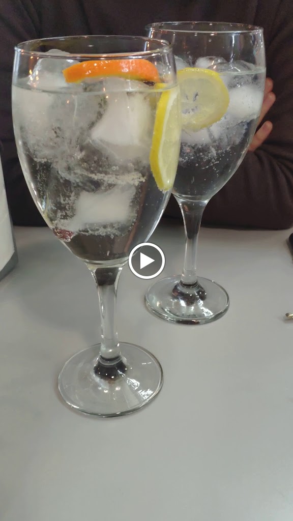 Cafeteria Pub Calusa — Videos