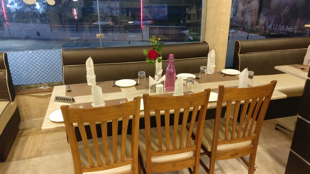 Pi Restaurant Bar