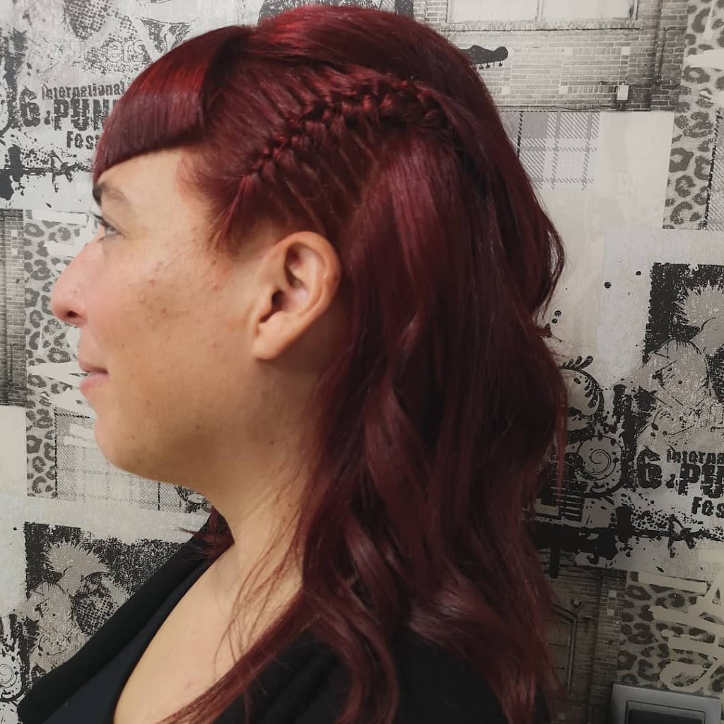 Ifv Peluqueria — Peinado