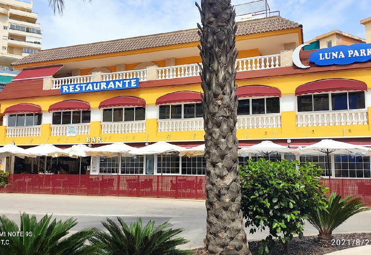 Restaurante Luna Park - Cocina Mediterranea y Arroces en Tavernes de la Valldigna