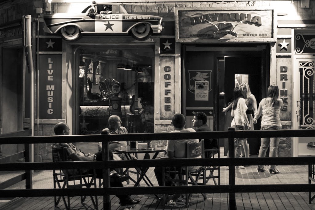 DAYTONA BIKER'S MOTOR BAR — Todas
