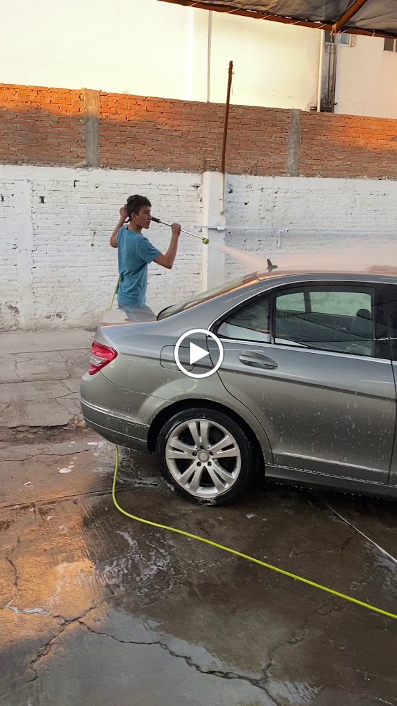 Autolavado T — Servicio de lavado de coches