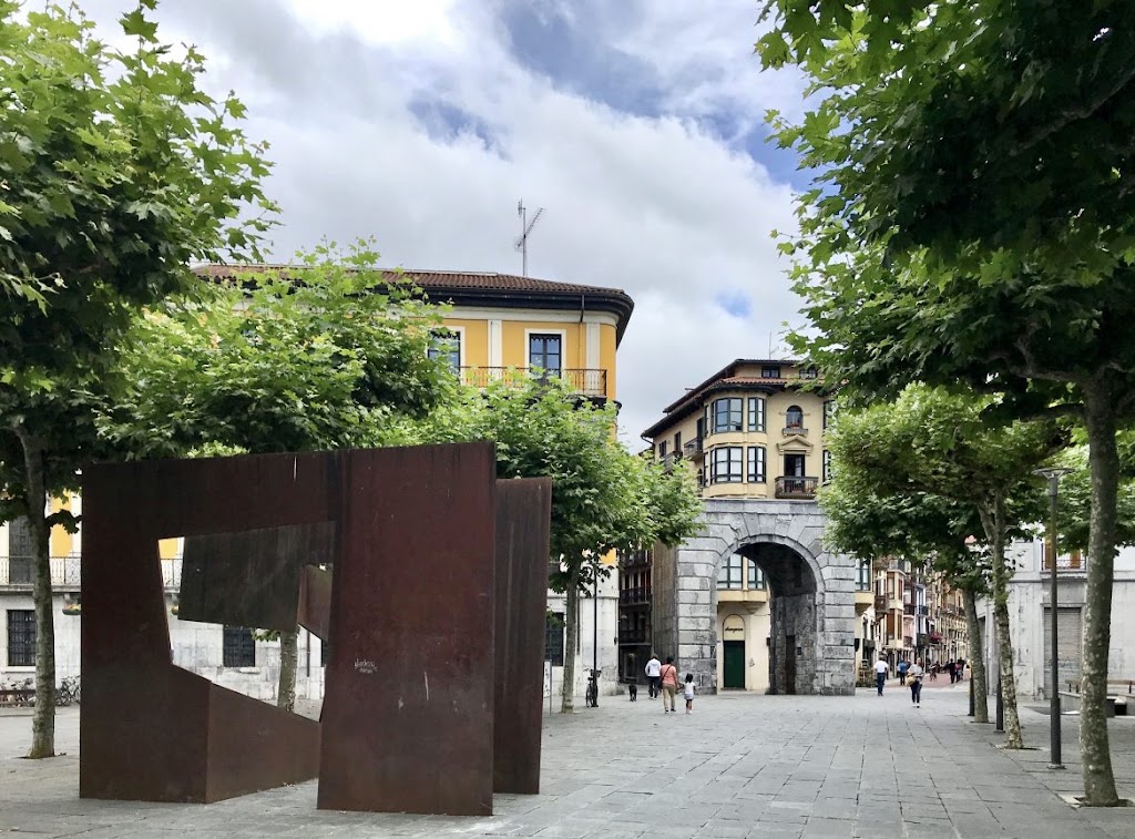 Atauts - Jorge Oteiza