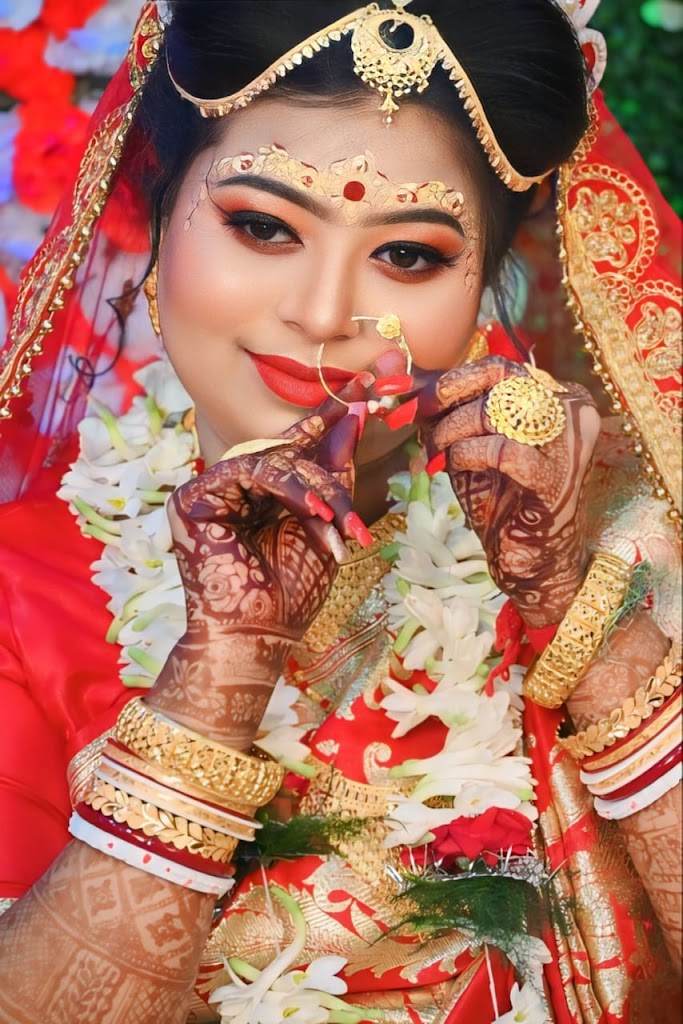 Debasree S Makeover And Academy