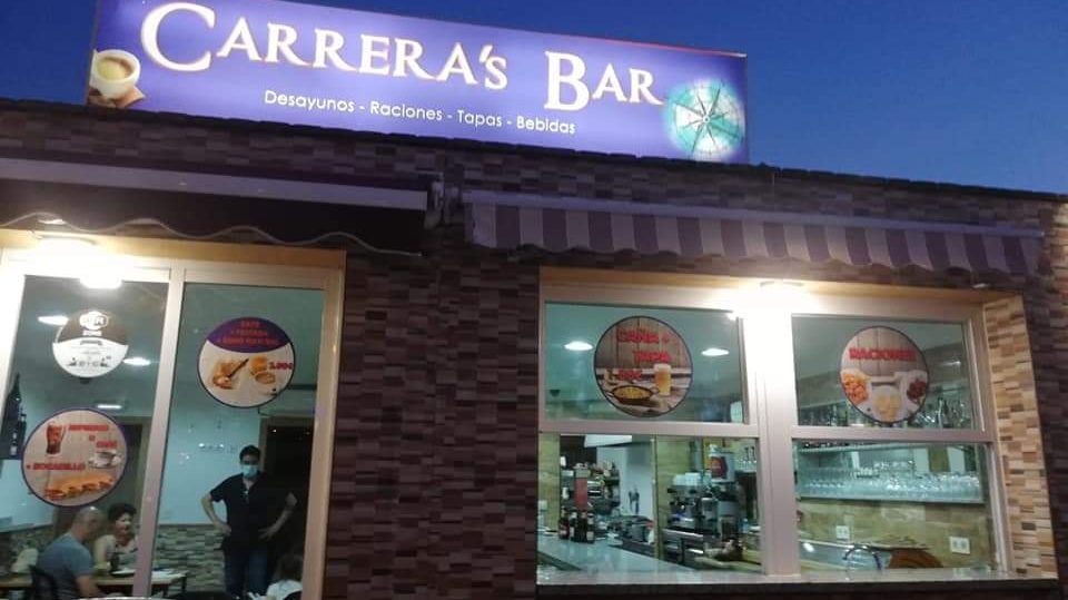 Carrera's Bar