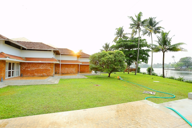 Super Island Inn