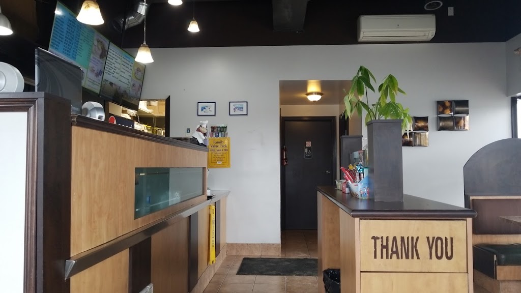 Gyros & More in Windsor