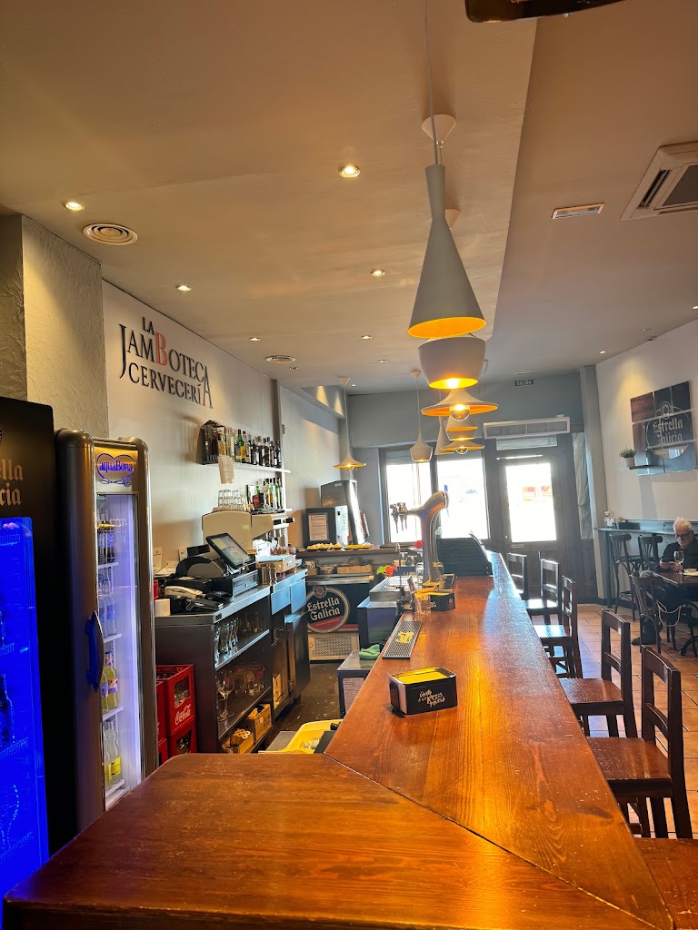 Cerveceria/Cafeteria La Jamboteca de Rivas — Ambiente