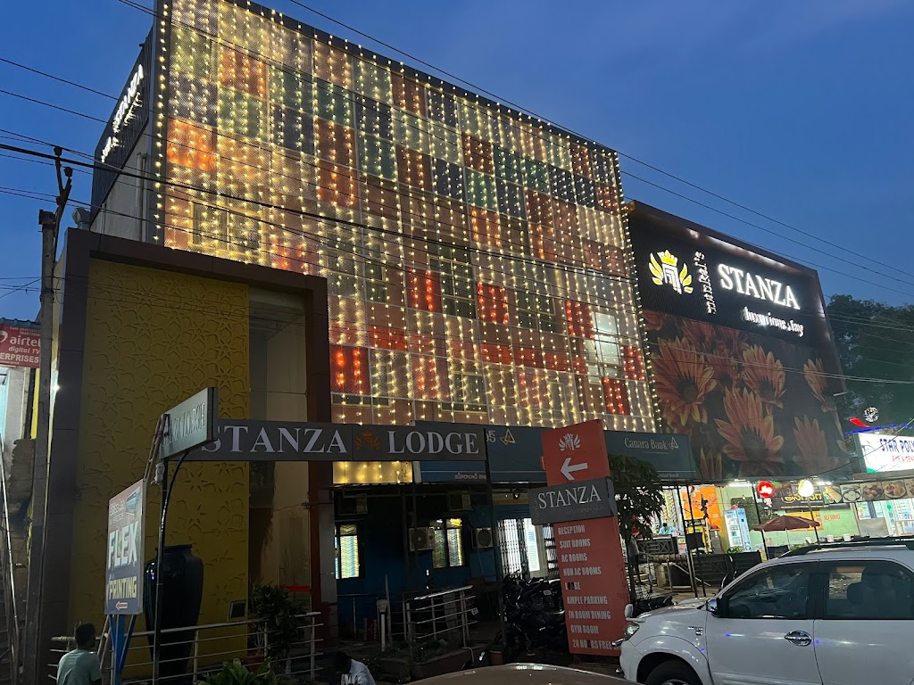Stanza Luxurious Stay