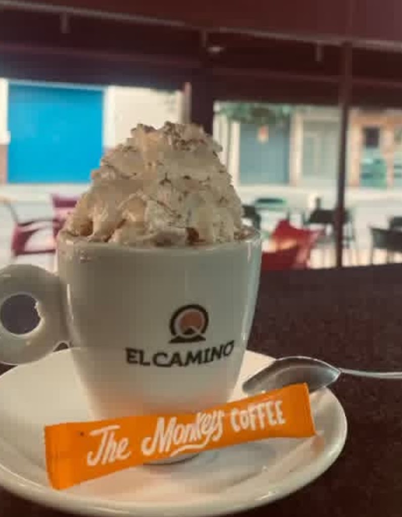 The Monkeys Coffee — Comida y bebida