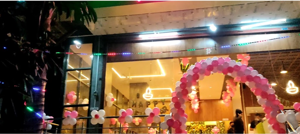 Radhe Pure Veg Restaurant