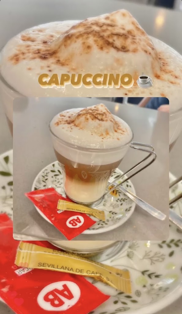 EPOCA CAFE Y COPAS — cafe con leche