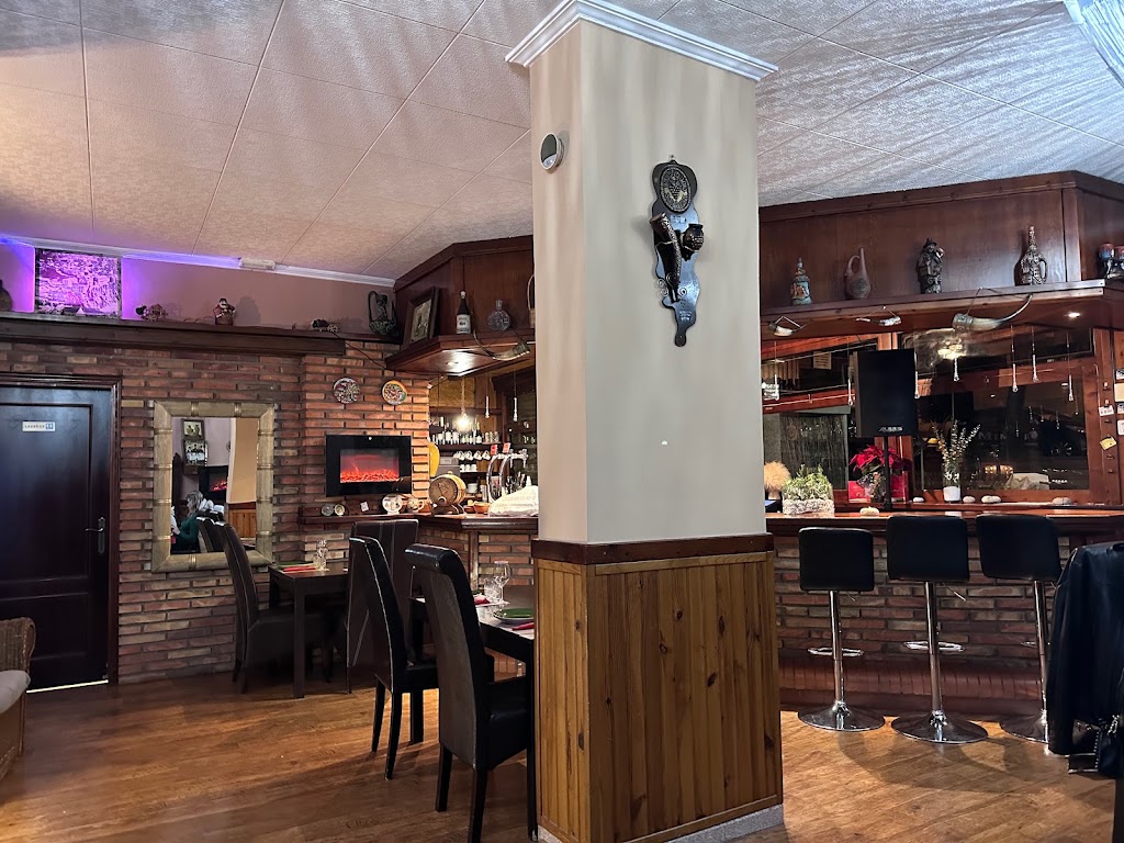 Restaurant Mimino — Ambiente
