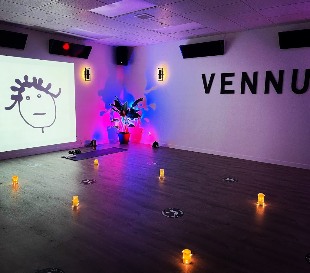  VENNU Yoga - Pilates - Barre -TRX - Dance Studio