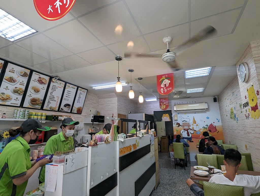 弘爺漢堡-新市銘傳店 的照片