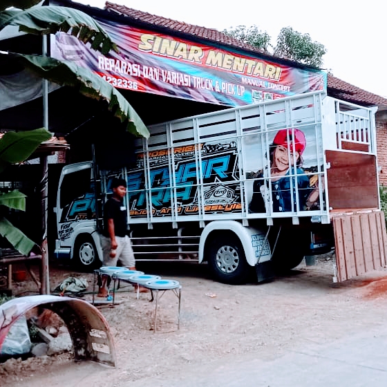 SINAR MENTARI ASESORIS Mobil & Truck