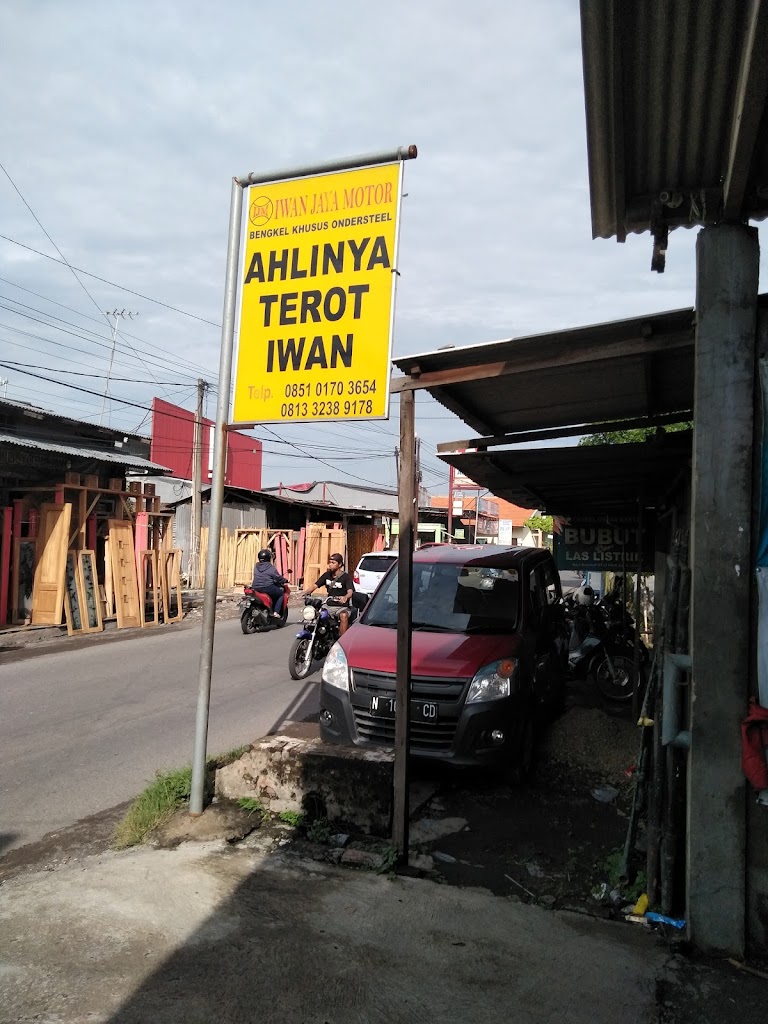 Iwan Jaya Motor