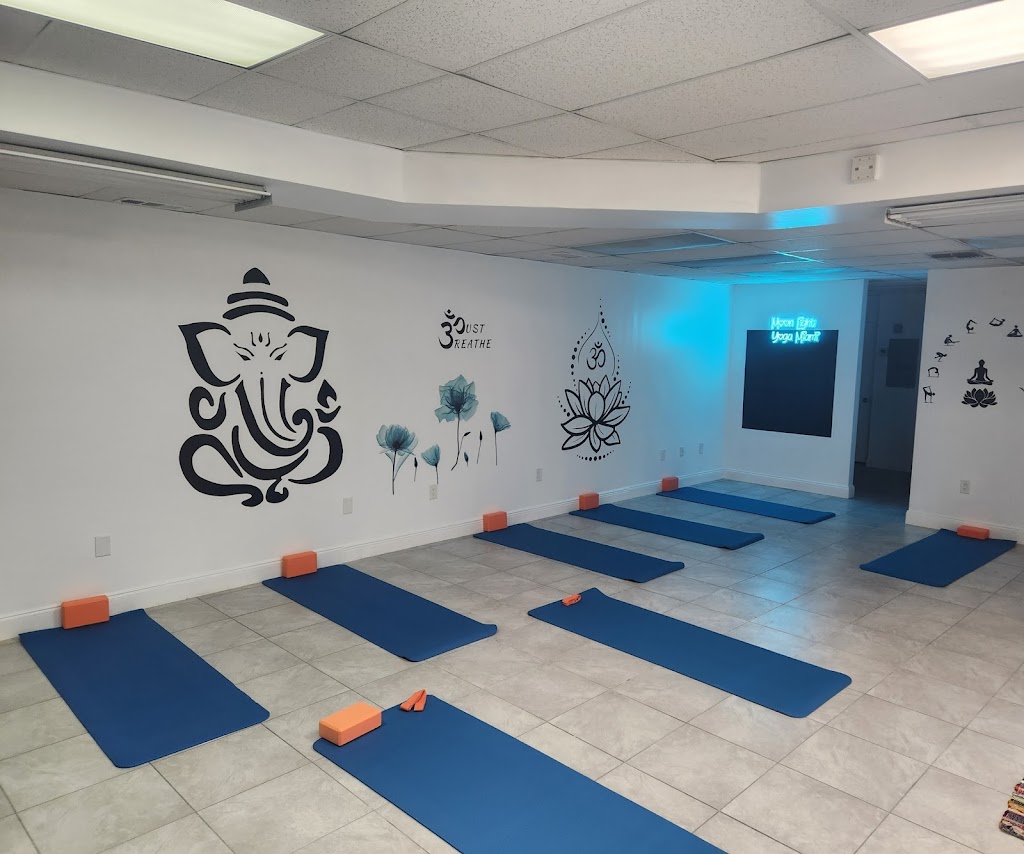  MoonLight Yoga Miami Studio
