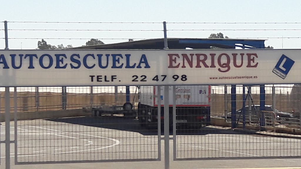 Bahia Vehiculos Industriales — Exterior