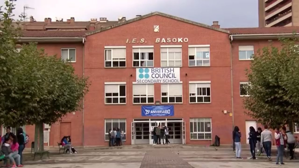 IES Basoko