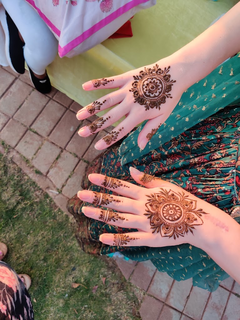 Lush Look Salon Make Up Studio Men Women