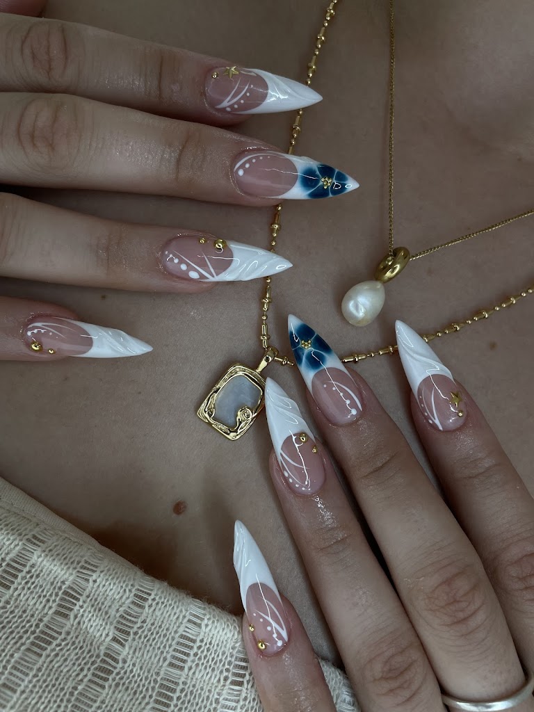 INAILS ARTIST
