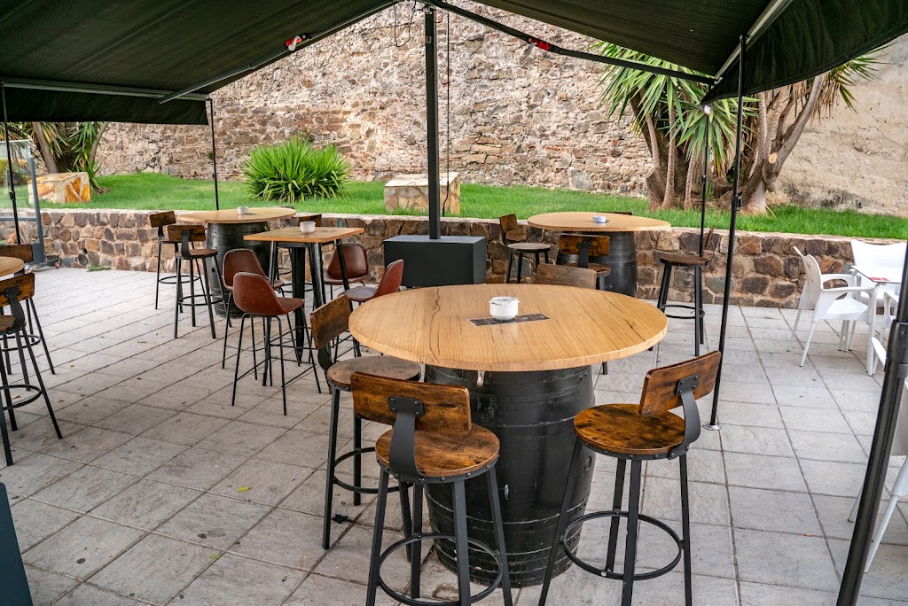 Vinos & Vinilos — Ambiente