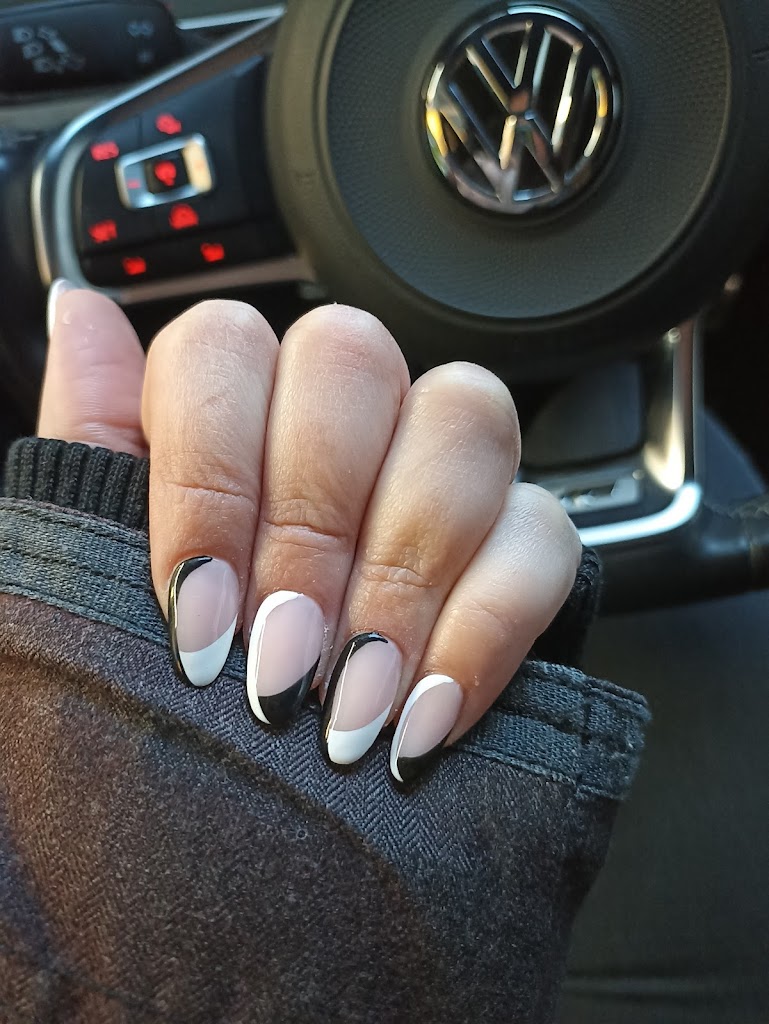 BAMBOO Nails
