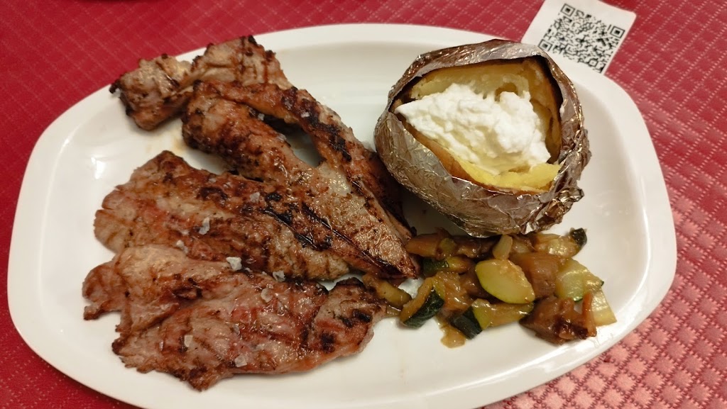 Bar restaurante El quinto toro — Comida y bebida