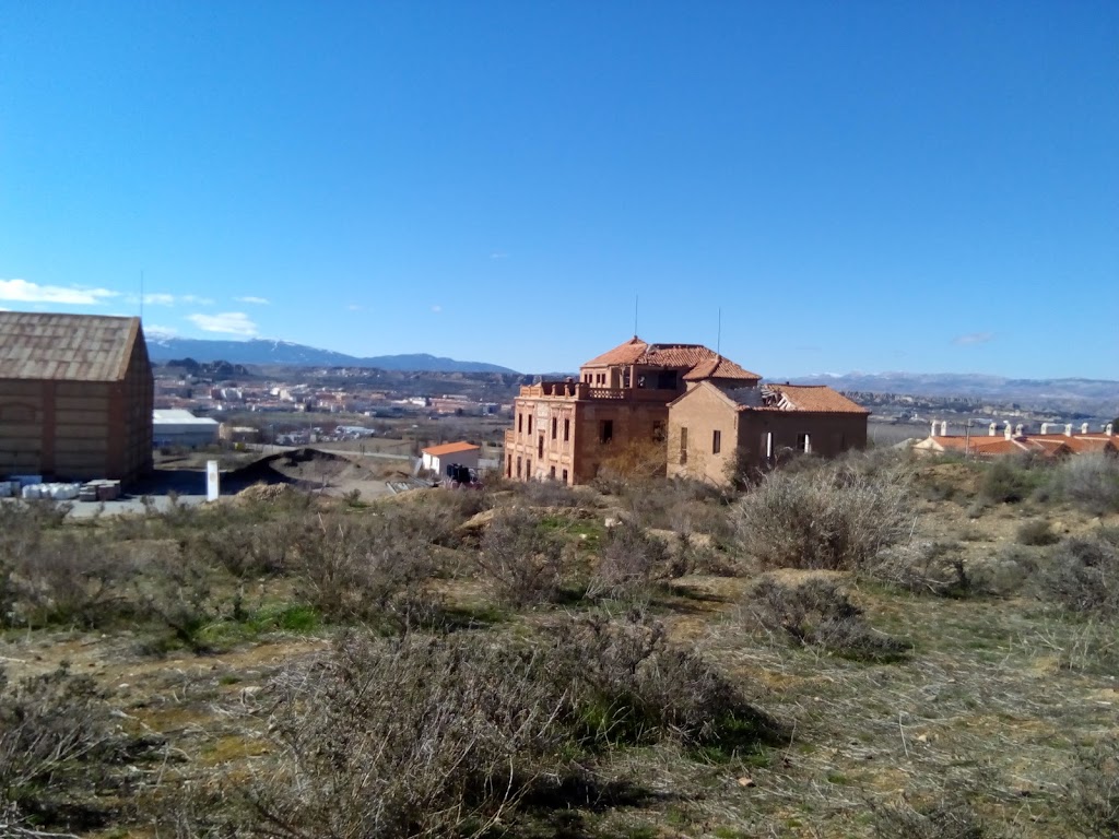 Hogar Santa Teresa Jornet Hermanitas de los Ancianos Desamparados — Exterior