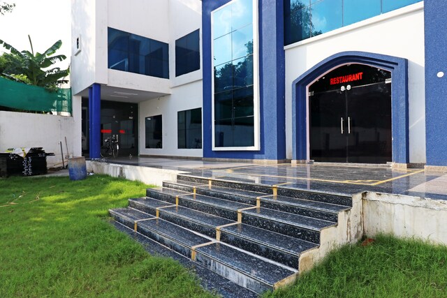 Oyo Hotel Ks