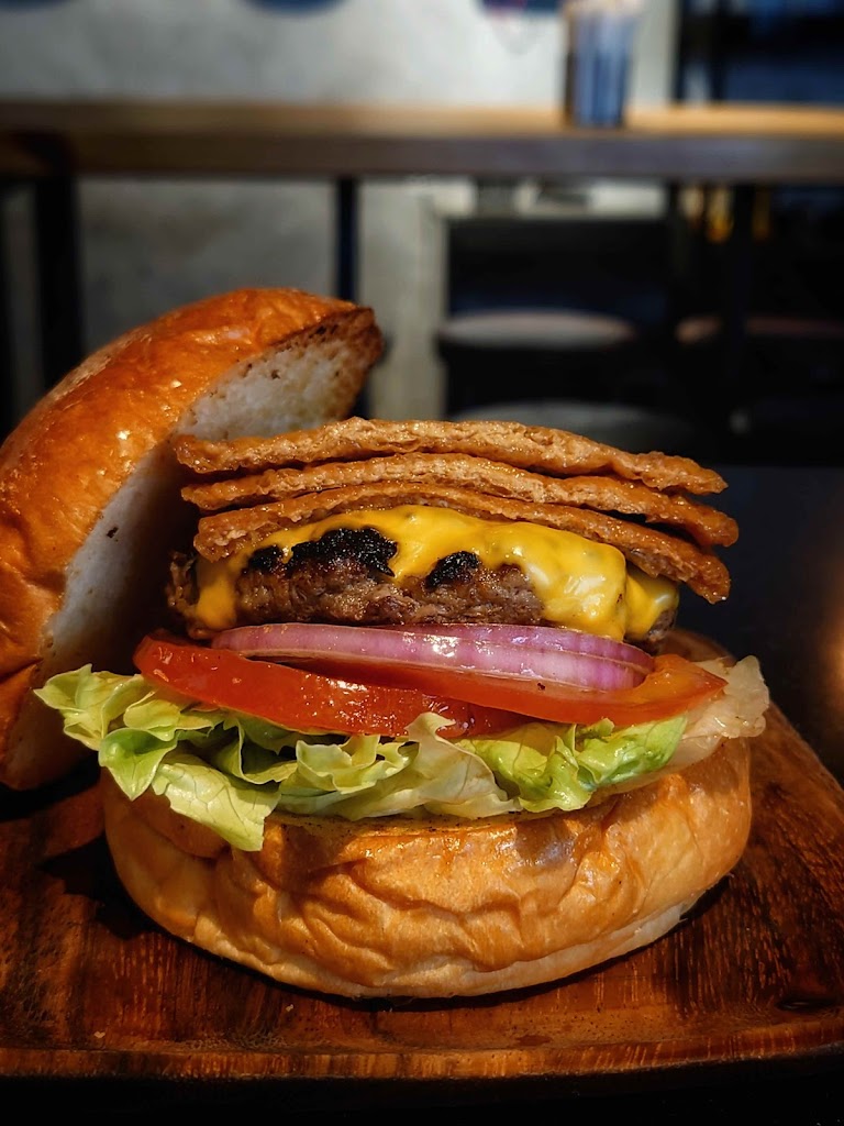 TakeOut Burger&Cafe 忠孝新生店 的照片