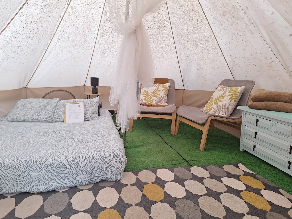 Glampling Corner - back to nature