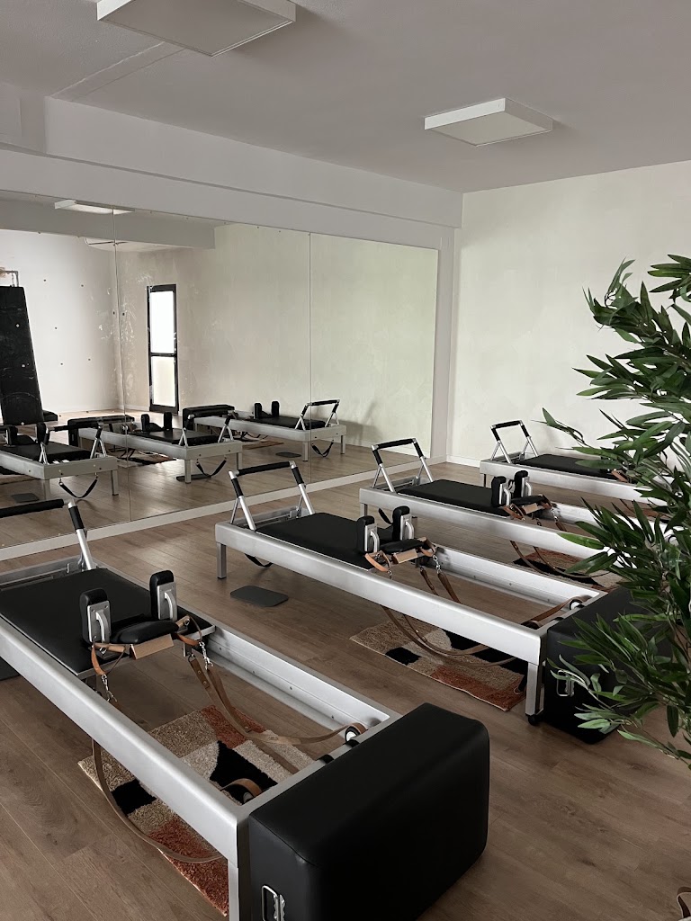 Nomad Pilates Studio — Del propietario