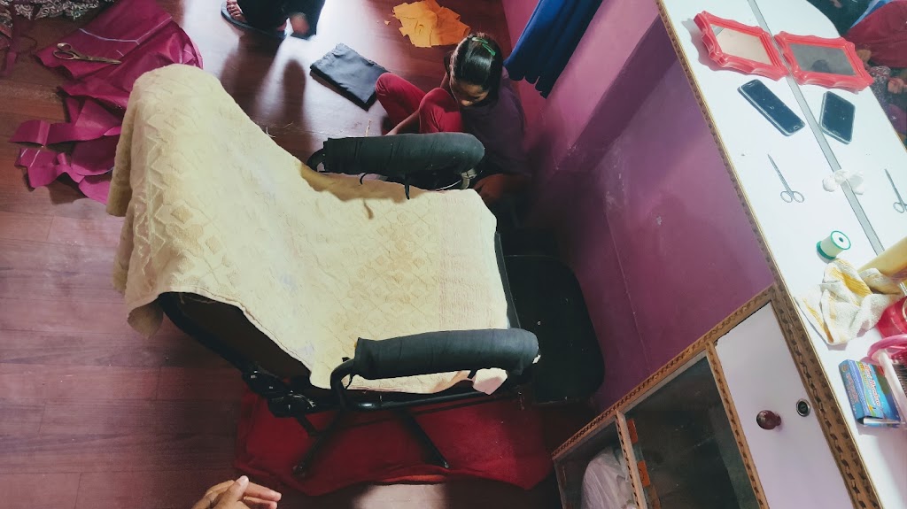 Raj Nandni Beauty Parlour