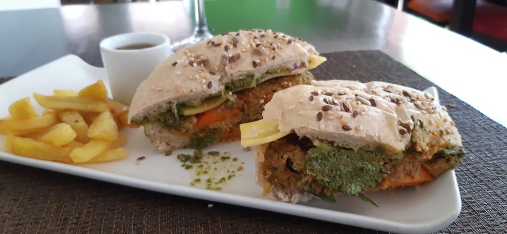 Cor Verd, Restaurant — Comida y bebida