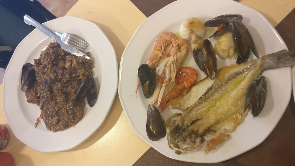 Restaurant Can Bertu — Paella