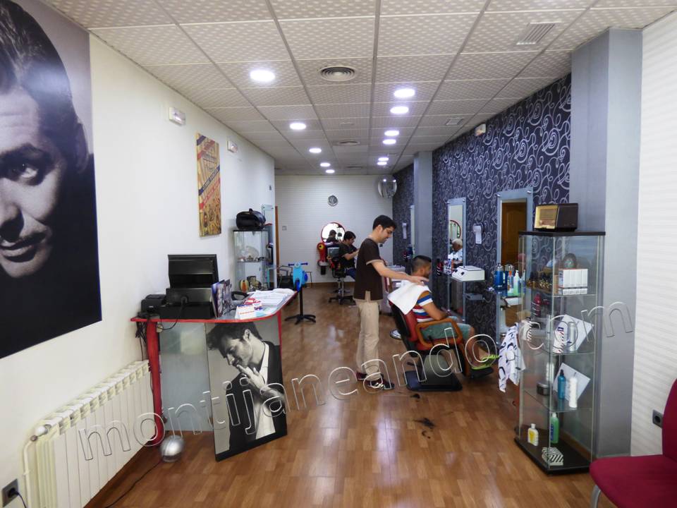 MERINO PELUQUEROS — Interior