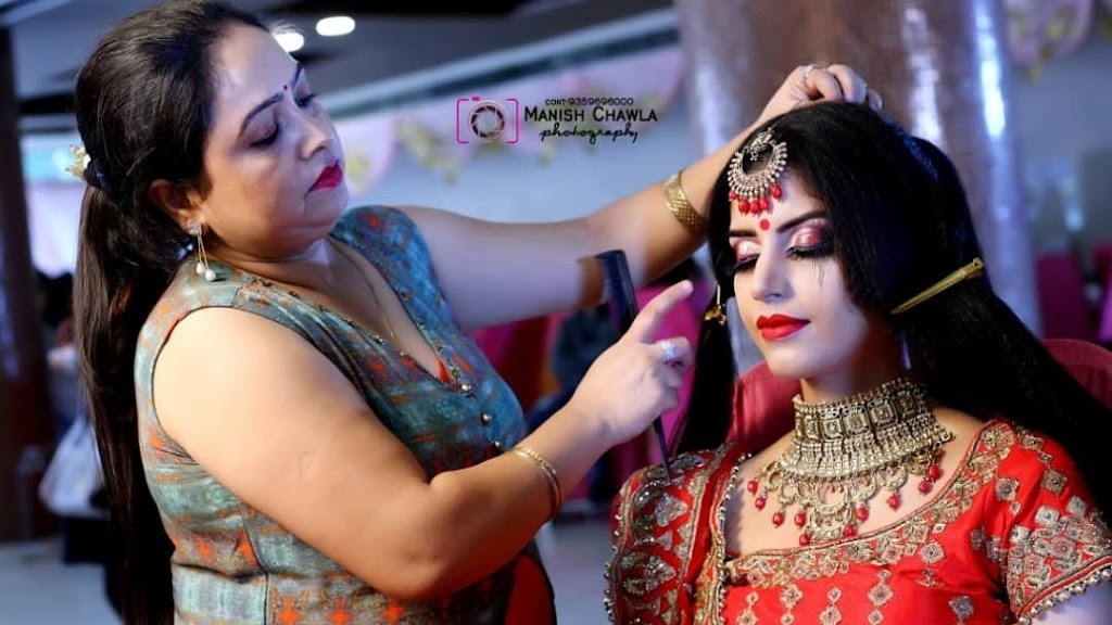 Riya Makeup Studio